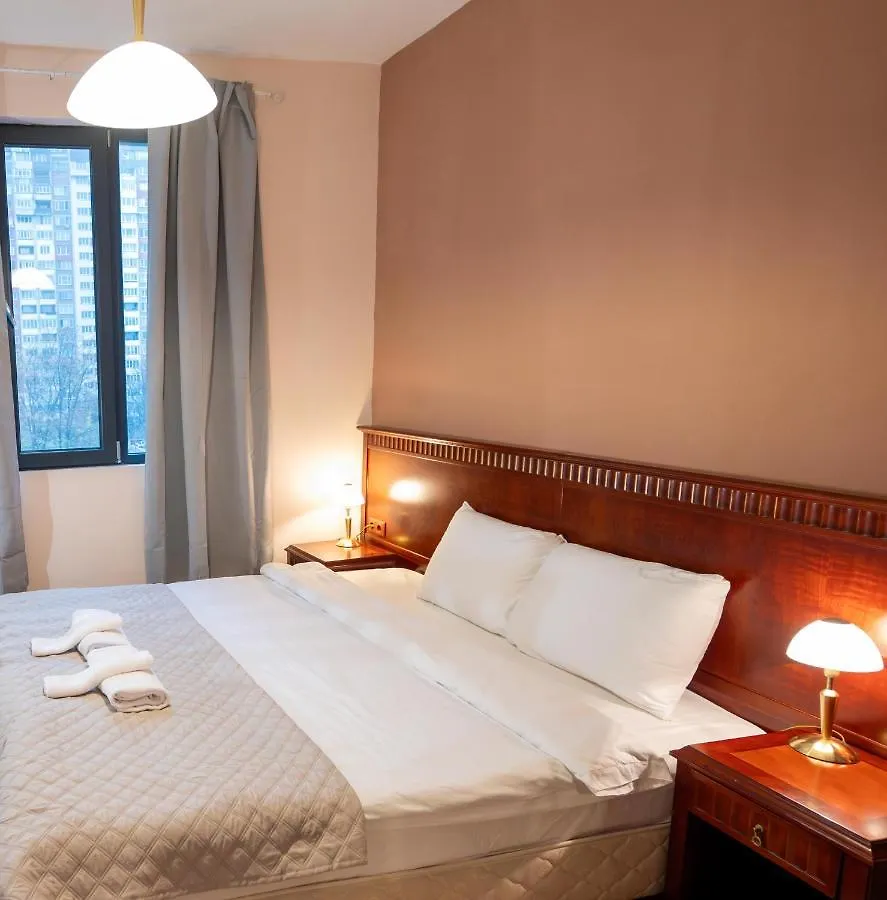 Spacious 1Bdr Apartment Near City Center 소피아